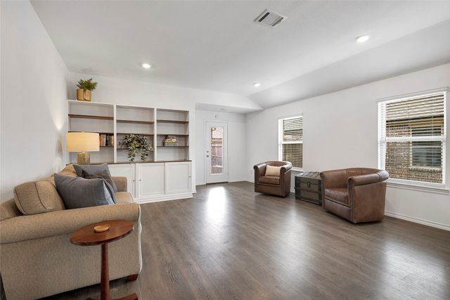 3223 Buttonbush Drive, Royse City, TX 75189