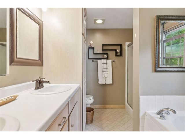 613 Topaz Lane, Hudson, WI 54016