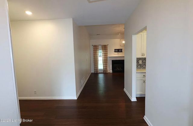 1403 Wellington Club Ct, Louisville, KY 40245