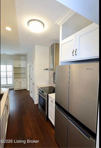1403 Wellington Club Ct, Louisville, KY 40245