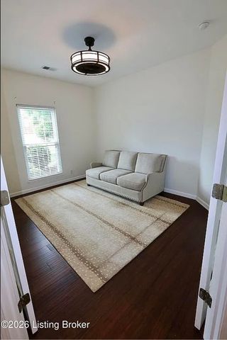 1403 Wellington Club Ct, Louisville, KY 40245