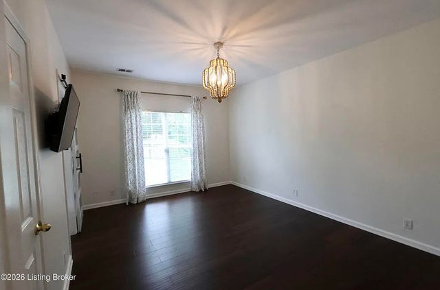 1403 Wellington Club Ct, Louisville, KY 40245