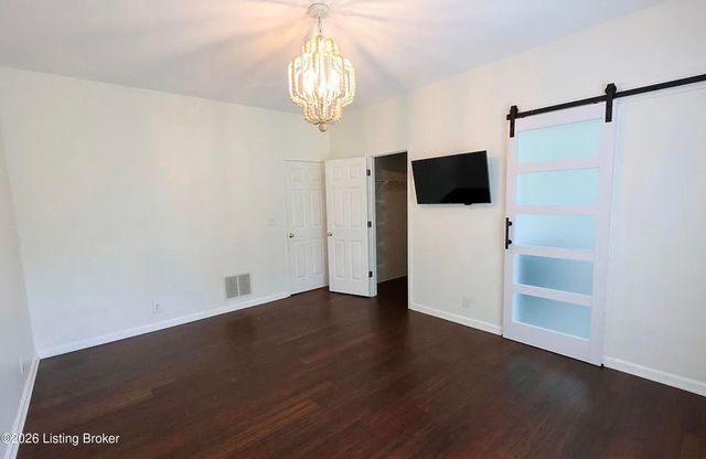 1403 Wellington Club Ct, Louisville, KY 40245