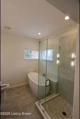 1403 Wellington Club Ct, Louisville, KY 40245