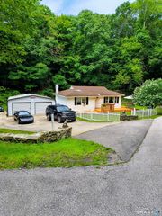 59 Hinckley Street, Norwich, CT 06360