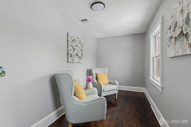 210 Rock Avenue, Piscataway, NJ 08854