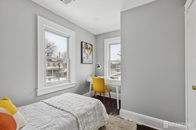 210 Rock Avenue, Piscataway, NJ 08854