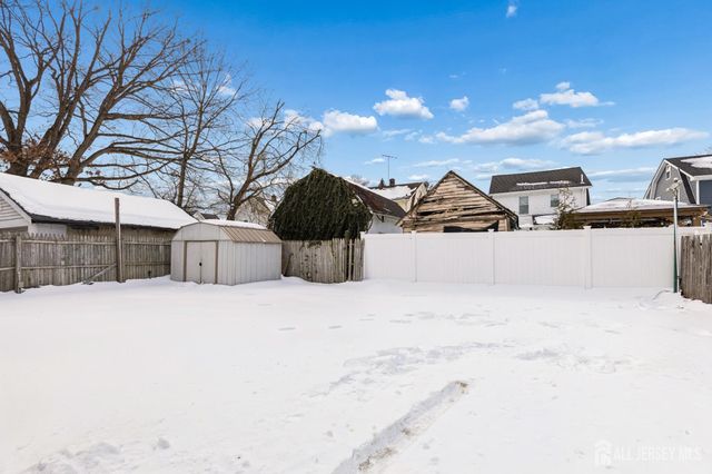 210 Rock Avenue, Piscataway, NJ 08854