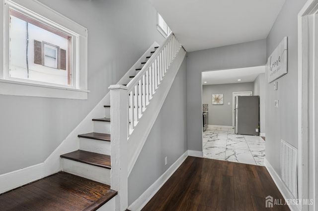 210 Rock Avenue, Piscataway, NJ 08854