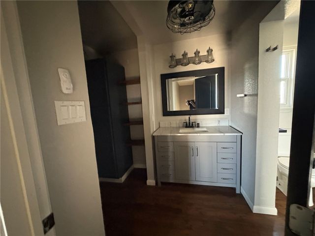 104 E Janin, Portland, TX 78374