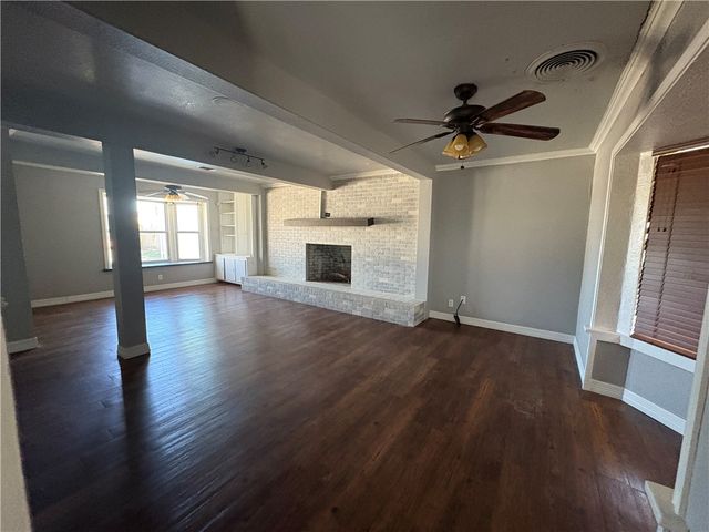 104 E Janin, Portland, TX 78374