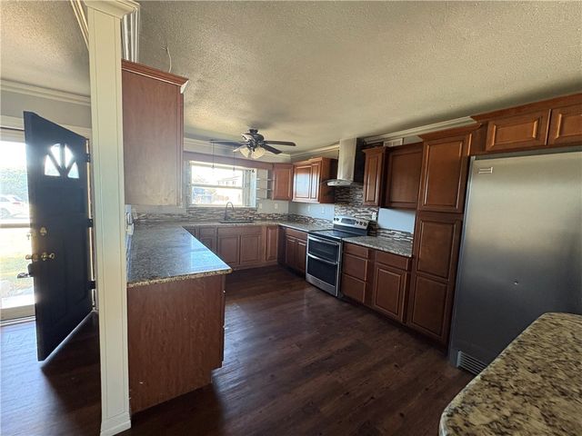 104 E Janin, Portland, TX 78374