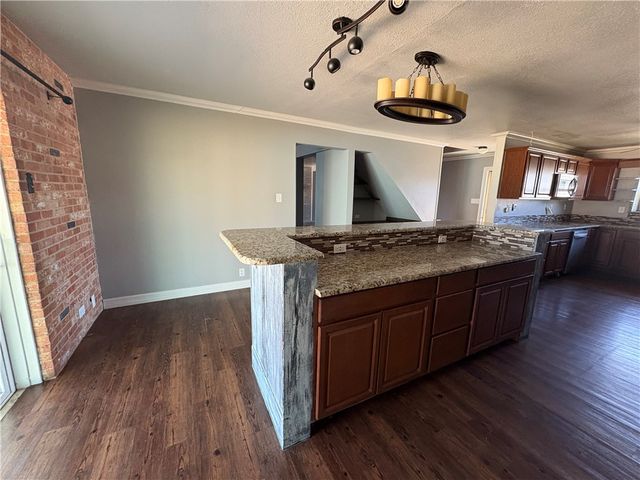 104 E Janin, Portland, TX 78374