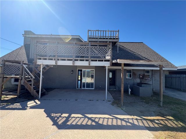 104 E Janin, Portland, TX 78374