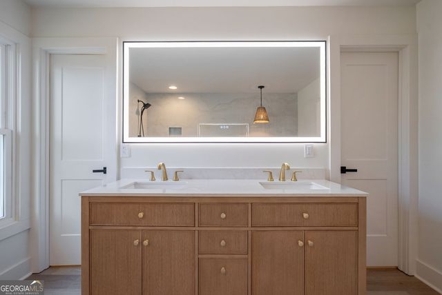 1131 HOLLOW CREEK Lane, Watkinsville, GA 30677