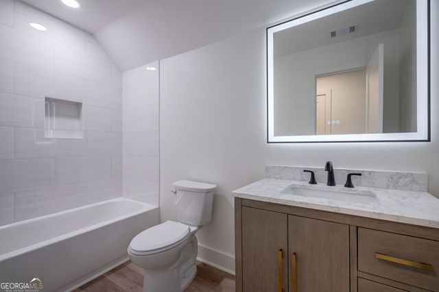 1131 HOLLOW CREEK Lane, Watkinsville, GA 30677