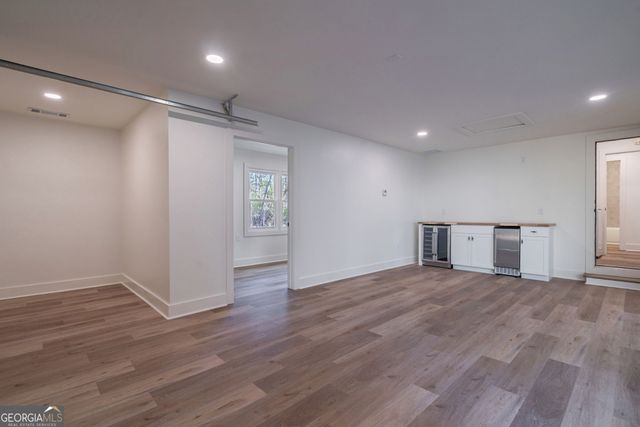 1131 HOLLOW CREEK Lane, Watkinsville, GA 30677