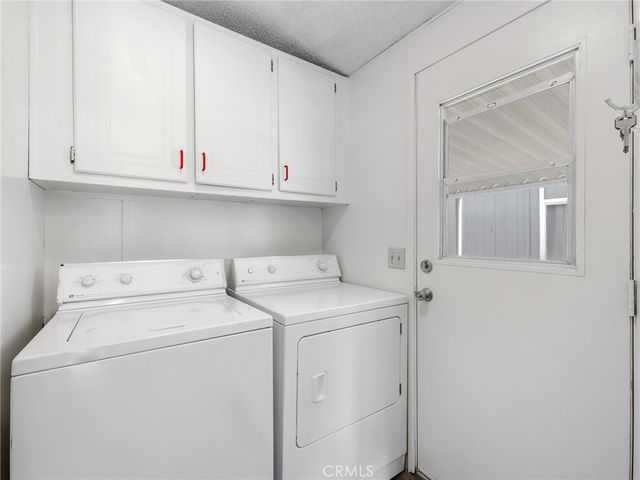 22020 Nisqually Road 3, Apple Valley, CA 92308