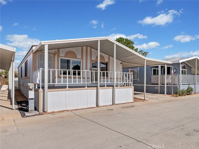 22020 Nisqually Road 3, Apple Valley, CA 92308