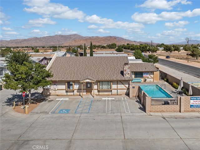 22020 Nisqually Road 3, Apple Valley, CA 92308