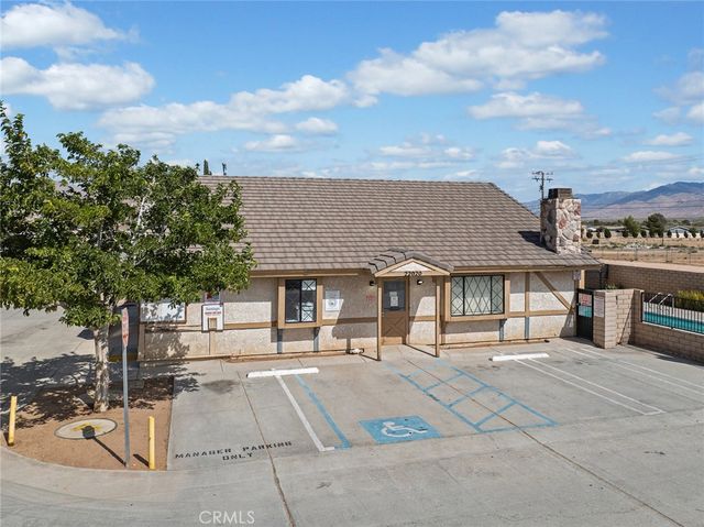 22020 Nisqually Road 3, Apple Valley, CA 92308