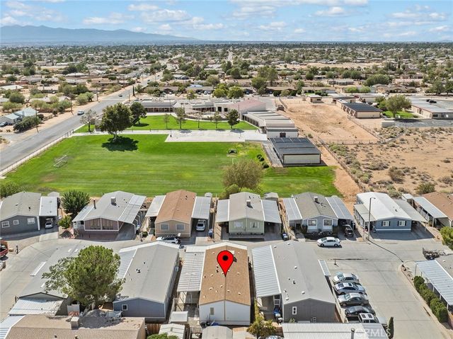 22020 Nisqually Road 3, Apple Valley, CA 92308