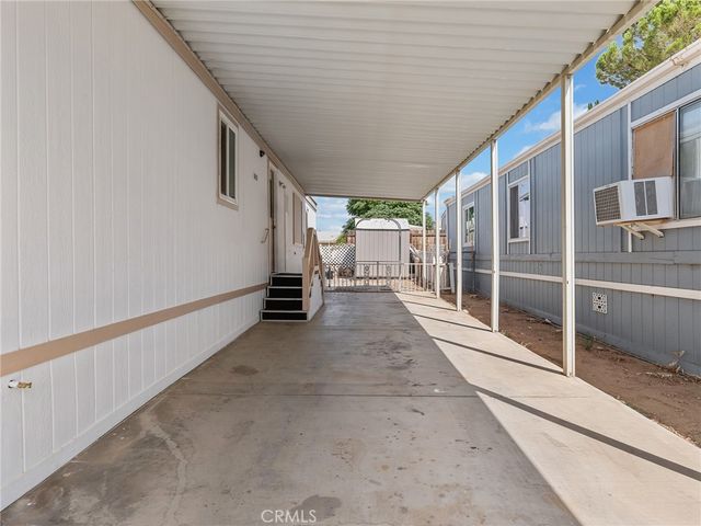 22020 Nisqually Road 3, Apple Valley, CA 92308