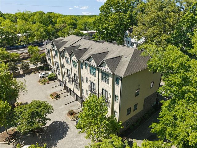 255 Southerland Terrace NE 108, Atlanta, GA 30307
