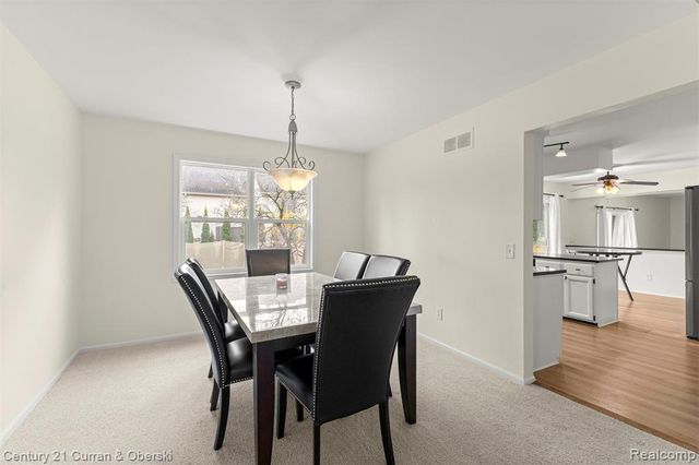 37829 Stableview Drive, Farmington Hills, MI 48335