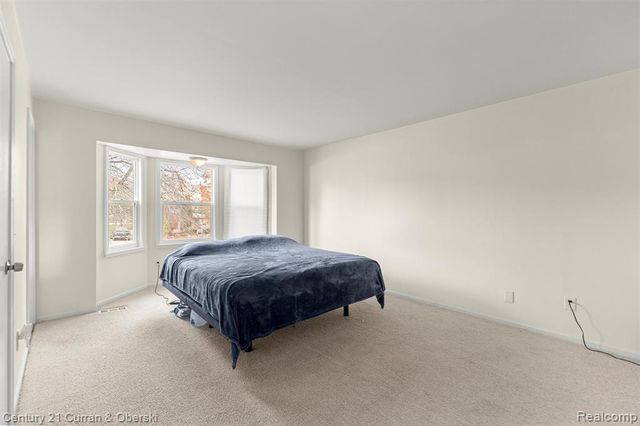 37829 Stableview Drive, Farmington Hills, MI 48335