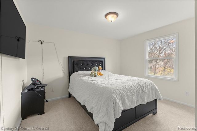 37829 Stableview Drive, Farmington Hills, MI 48335