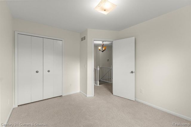 37829 Stableview Drive, Farmington Hills, MI 48335