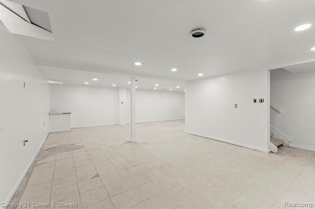 37829 Stableview Drive, Farmington Hills, MI 48335