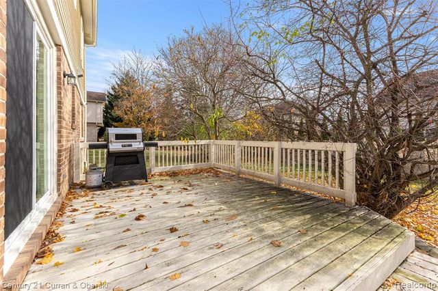 37829 Stableview Drive, Farmington Hills, MI 48335