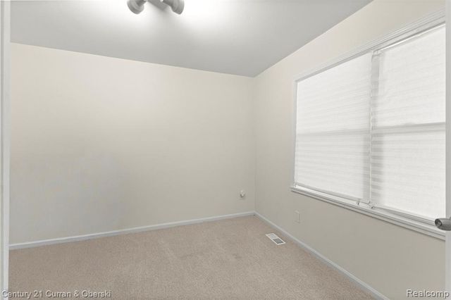 37829 Stableview Drive, Farmington Hills, MI 48335