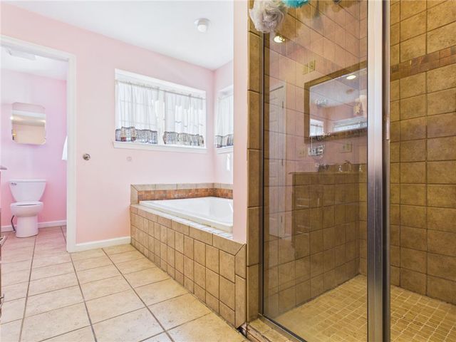 905 Cornwallis Drive, Forks Twp, PA 18040