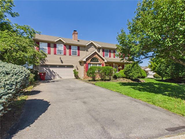 905 Cornwallis Drive, Forks Twp, PA 18040
