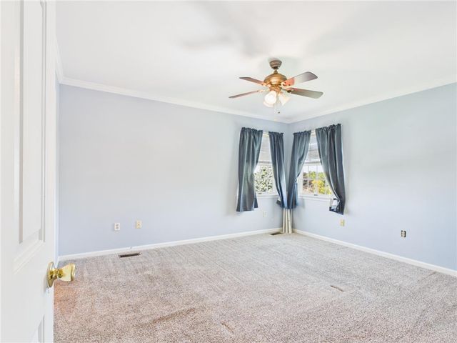 905 Cornwallis Drive, Forks Twp, PA 18040