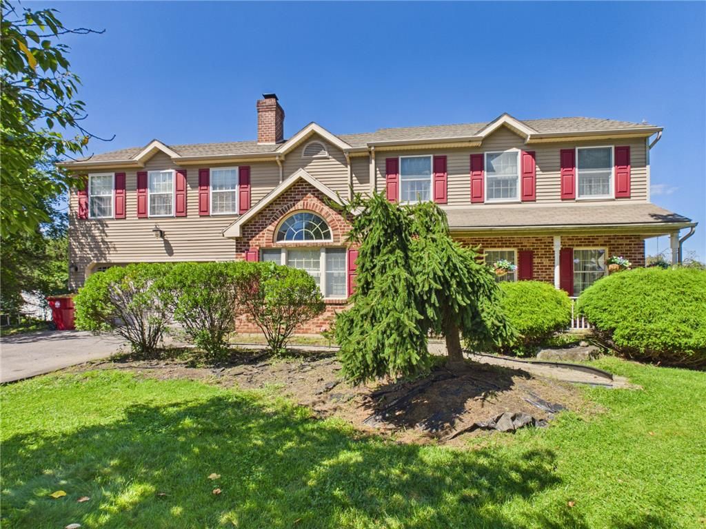 905 Cornwallis Drive, Forks Twp, PA 18040