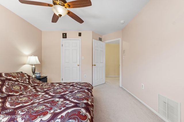 35 Trish Court, Matawan, NJ 07747