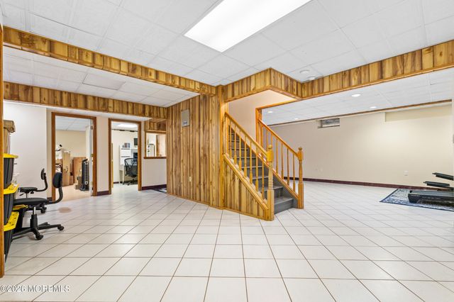 35 Trish Court, Matawan, NJ 07747