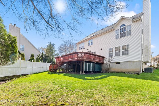 35 Trish Court, Matawan, NJ 07747