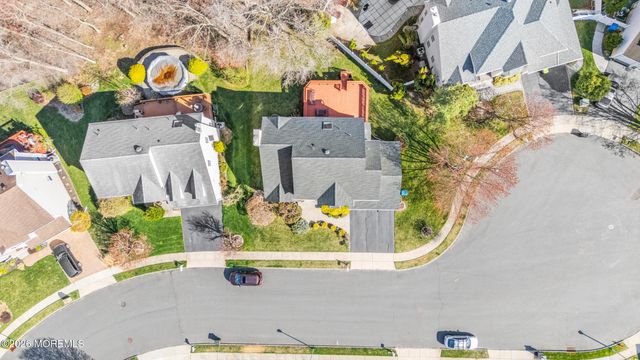 35 Trish Court, Matawan, NJ 07747