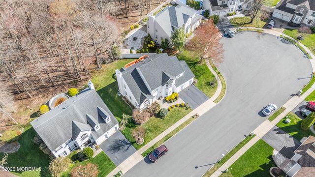 35 Trish Court, Matawan, NJ 07747