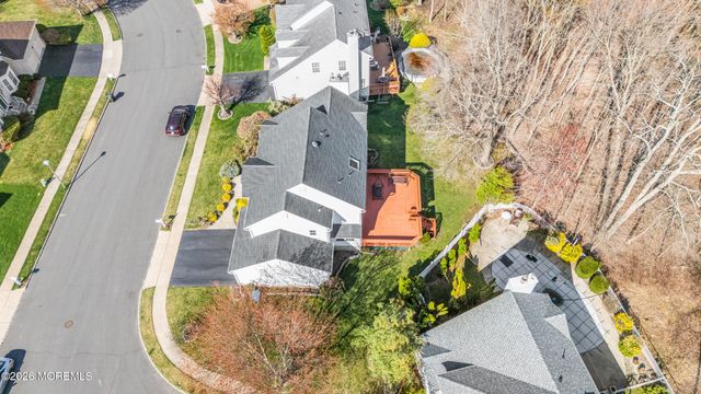35 Trish Court, Matawan, NJ 07747