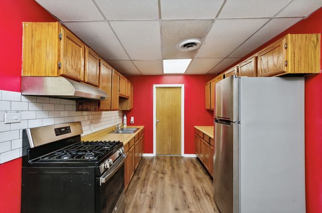 13807 Lincoln Avenue, Dolton, IL 60419