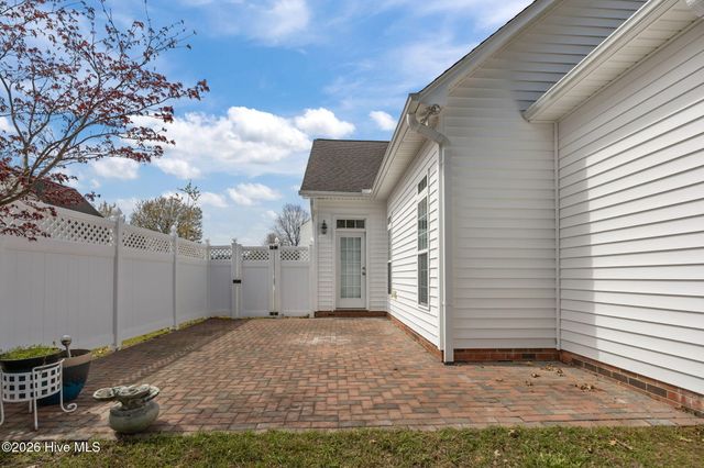 3621 Providence Place, Winterville, NC 28590