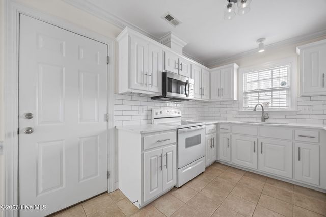 3621 Providence Place, Winterville, NC 28590