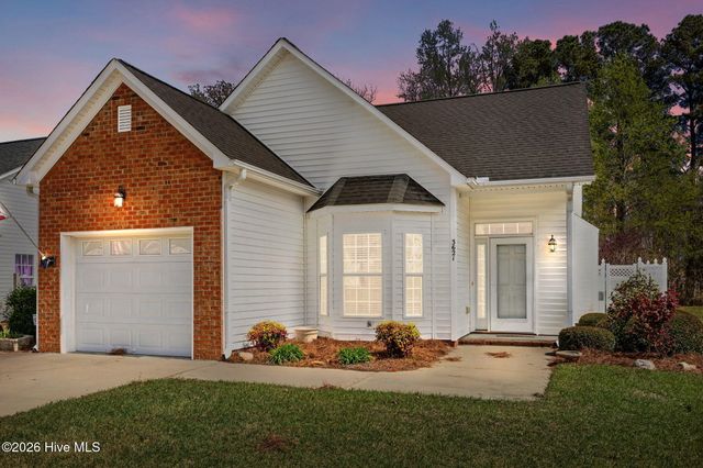 3621 Providence Place, Winterville, NC 28590