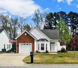 3621 Providence Place, Winterville, NC 28590